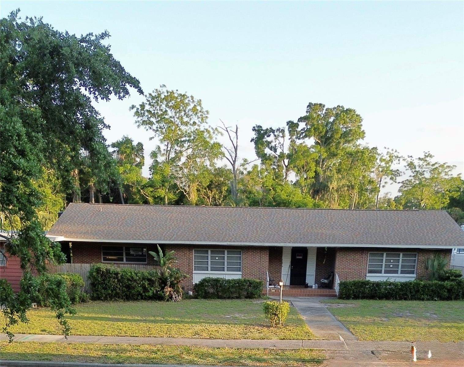 Photo of 400 LAKE MAGGIORE BOULEVARD ST PETERSBURG FL 33705
