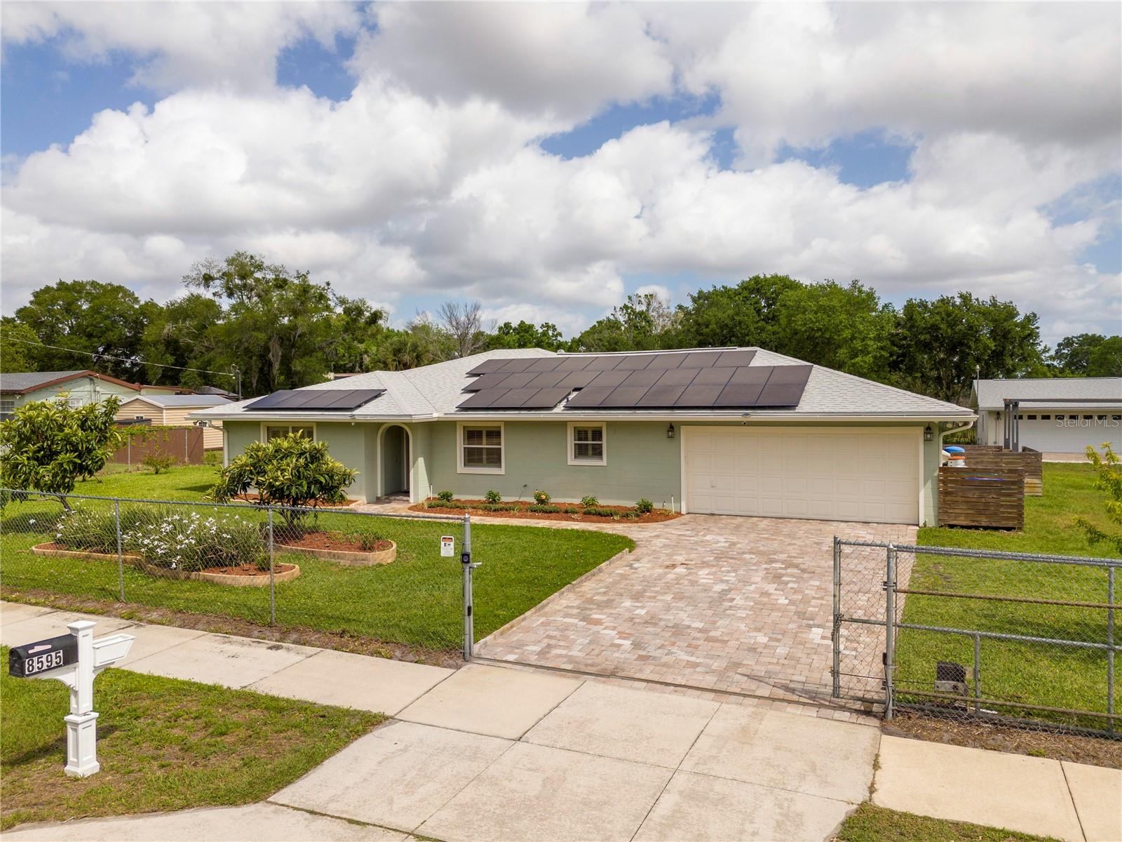 Photo of 8595 MILLINOCKETT LANE ORLANDO FL 32825