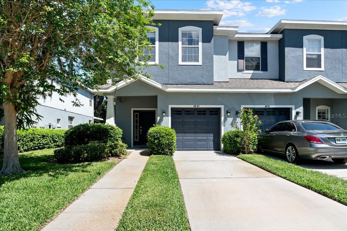 Photo of 4445 AMBERLY OAKS COURT TAMPA FL 33614