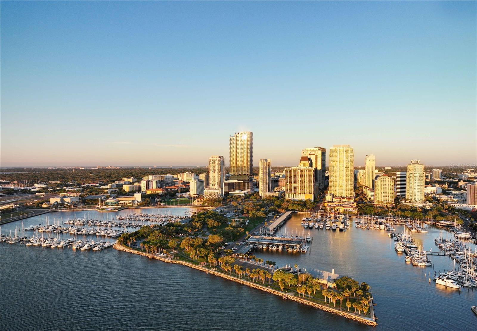 Photo of 150 2ND AVENUE #4305 ST PETERSBURG FL 33701