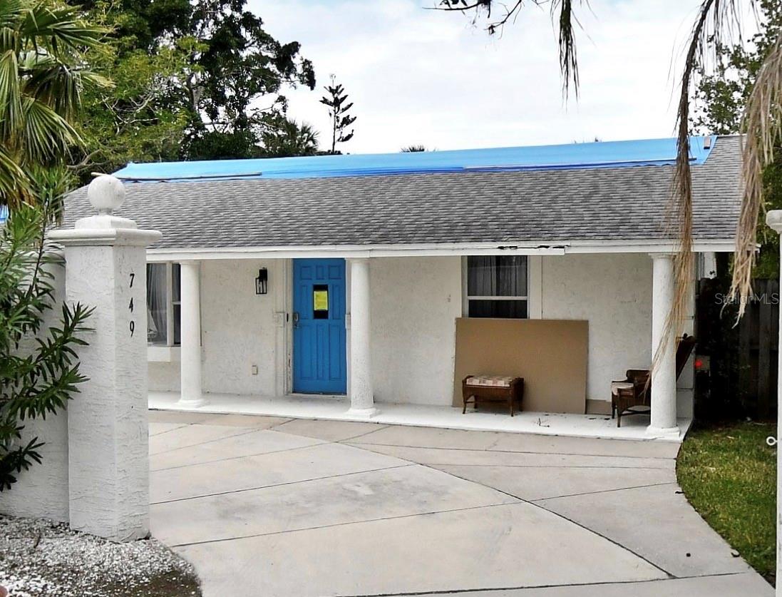 Photo of 749 SIESTA DRIVE SARASOTA FL 34242
