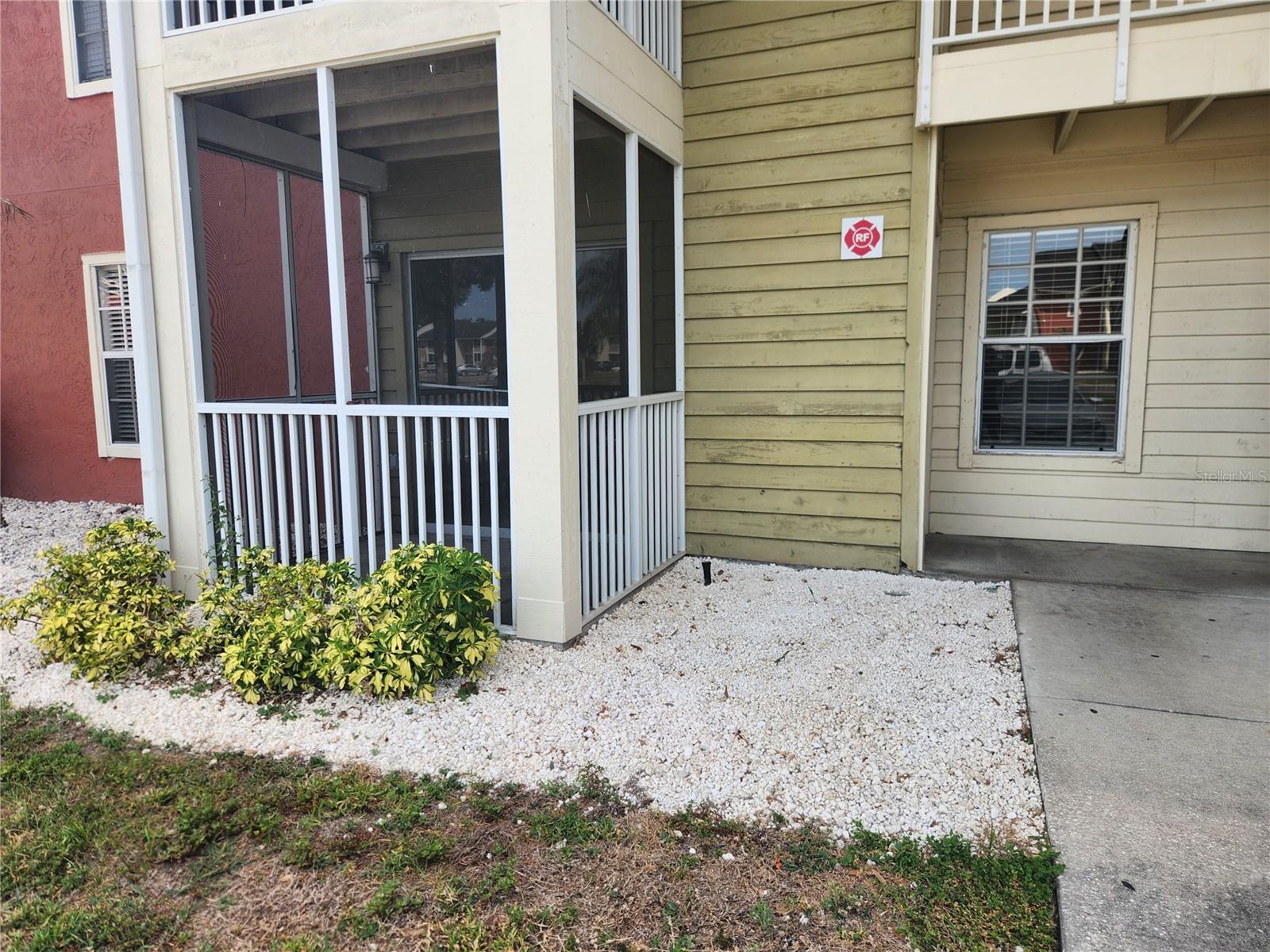 Photo of 803 LAKE HAVEN SQUARE #101 BRANDON FL 33511