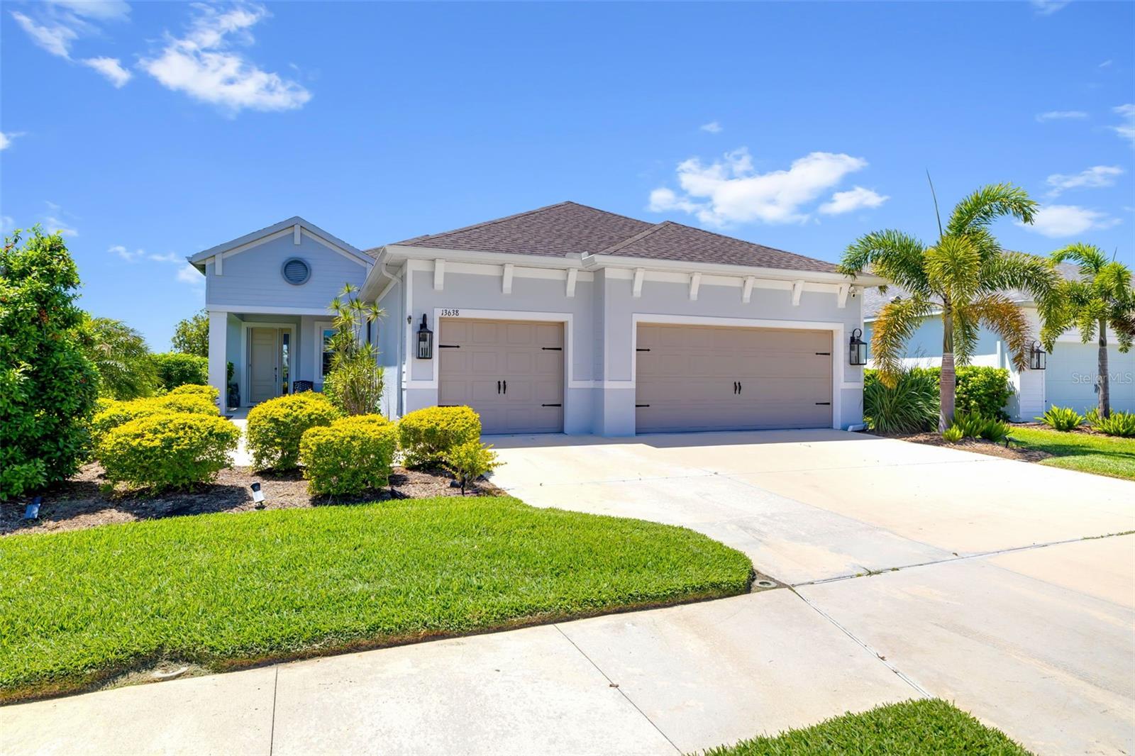 Photo of 13638 OLD CREEK CT PARRISH FL 34219