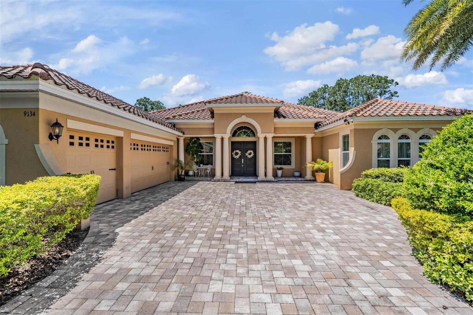Photo of 9134 TILLINGHAST DRIVE TAMPA FL 33626