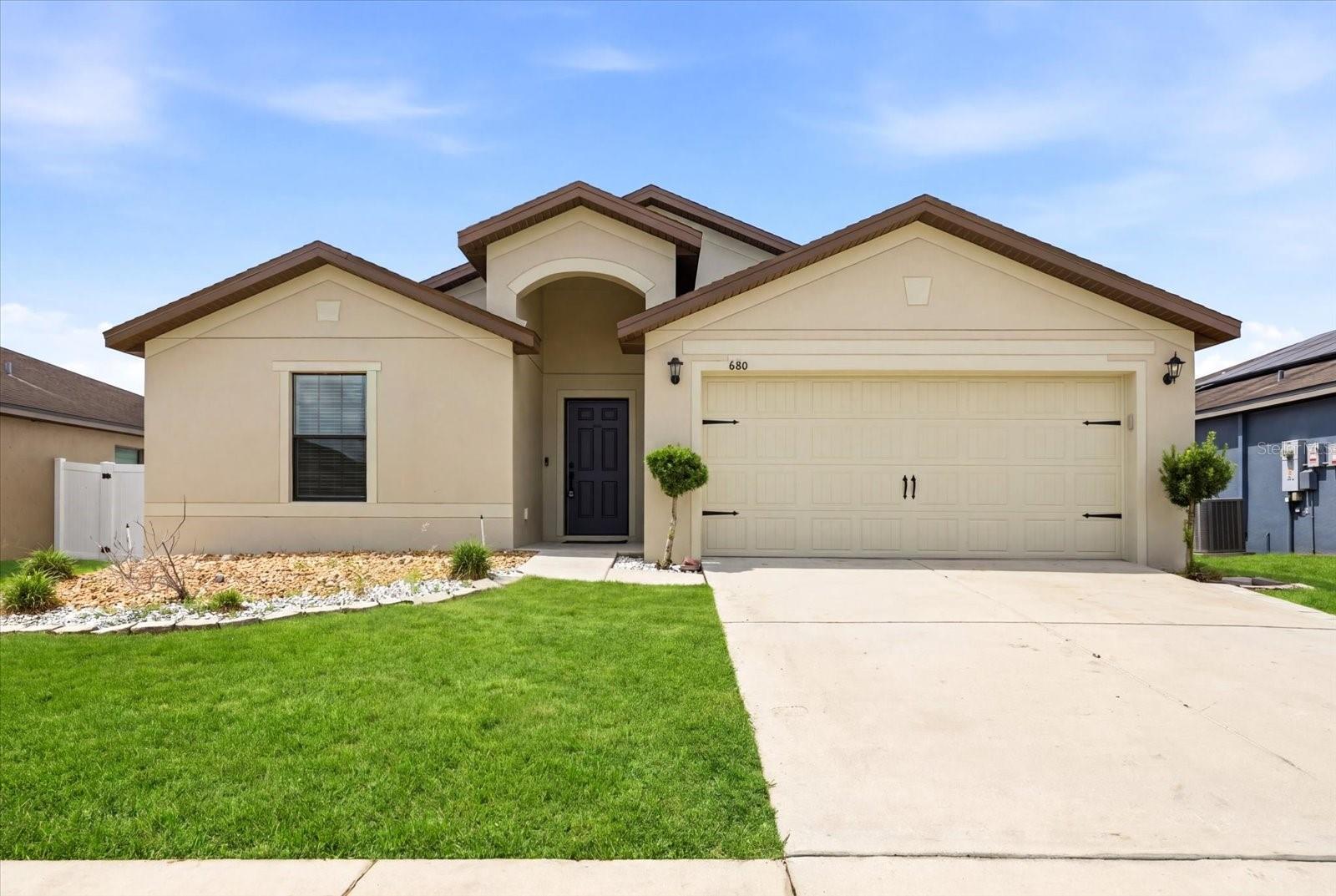 Photo of 680 SWALLOWTAIL DRIVE HAINES CITY FL 33844