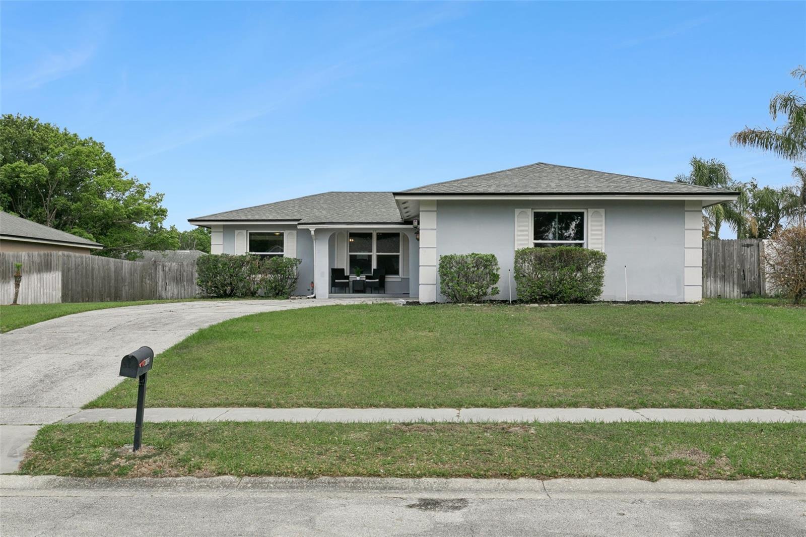 Photo of 102 N SILVER CLUSTER COURT LONGWOOD FL 32750