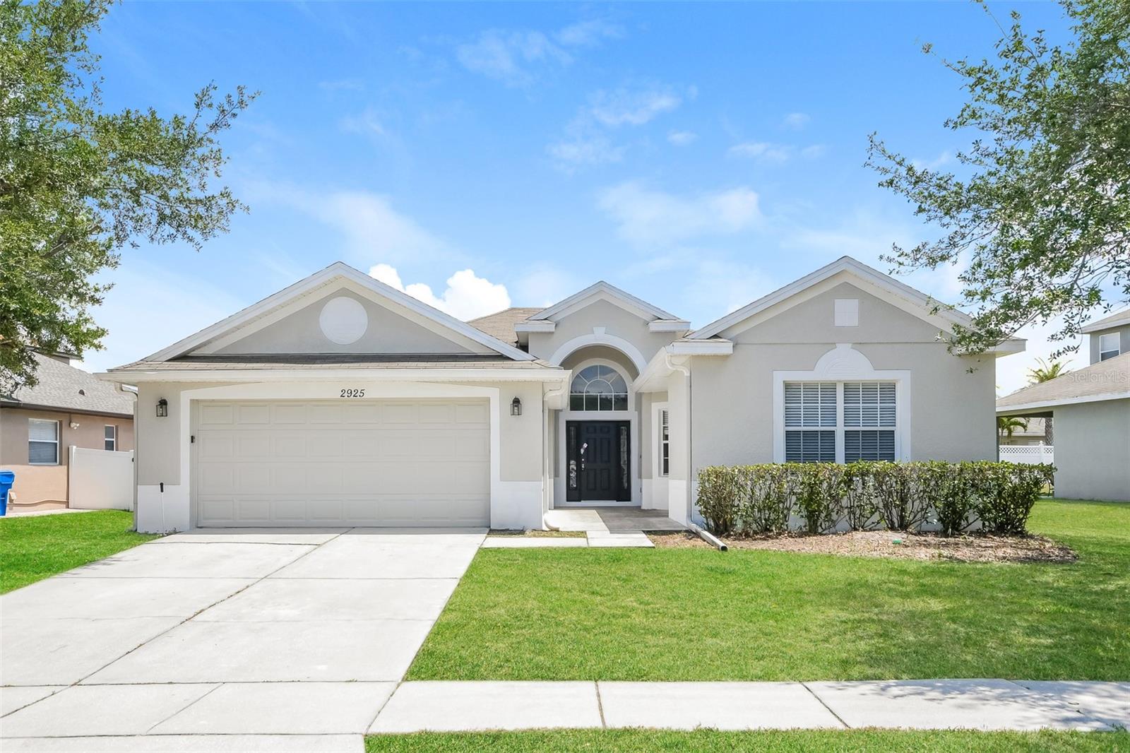Photo of 2925 WILLOW CREEK LANE KISSIMMEE FL 34741