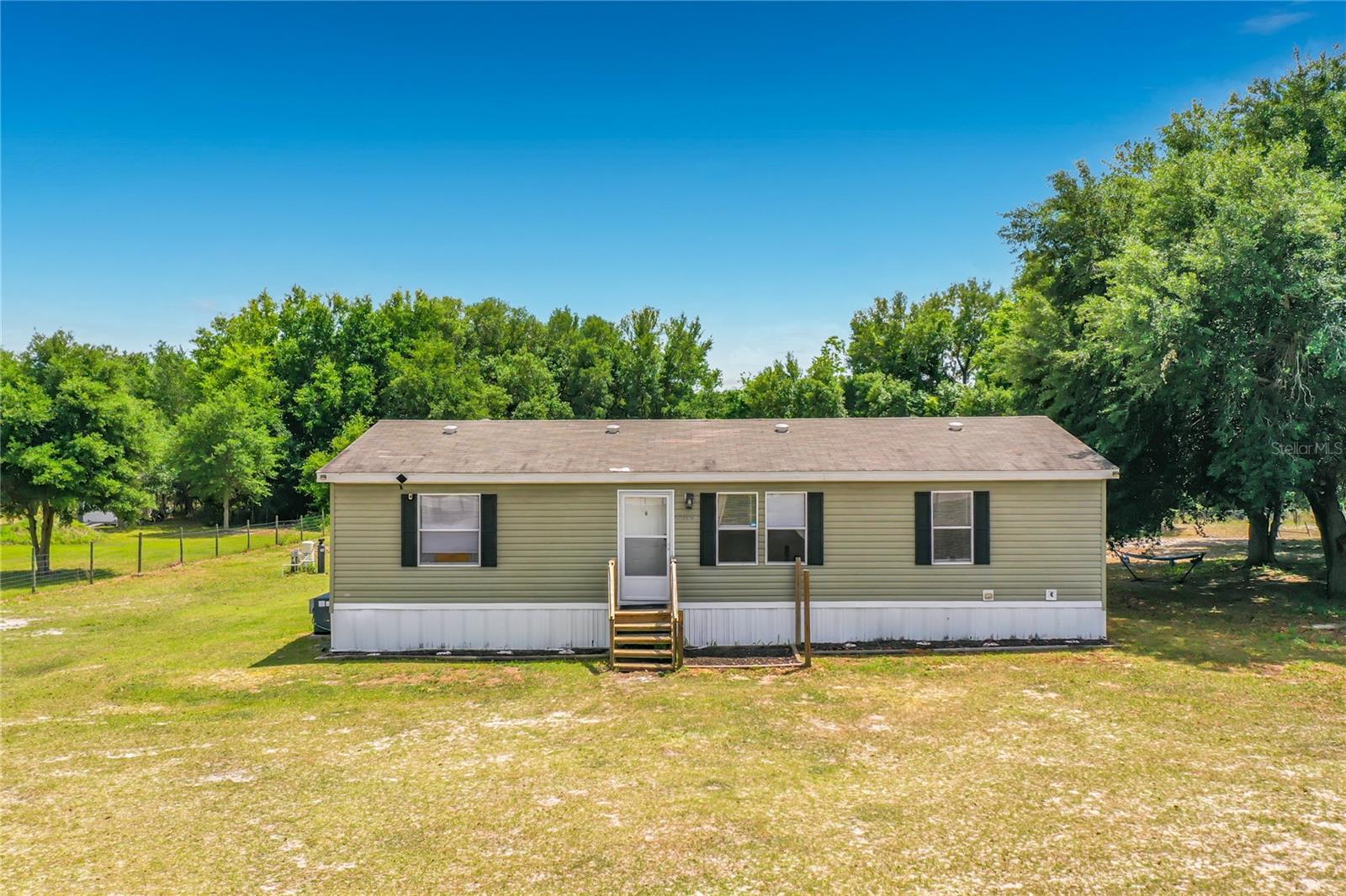 Photo of 8108 SERGEANT PEPPER DRIVE HOWEY IN THE HILLS FL 34737
