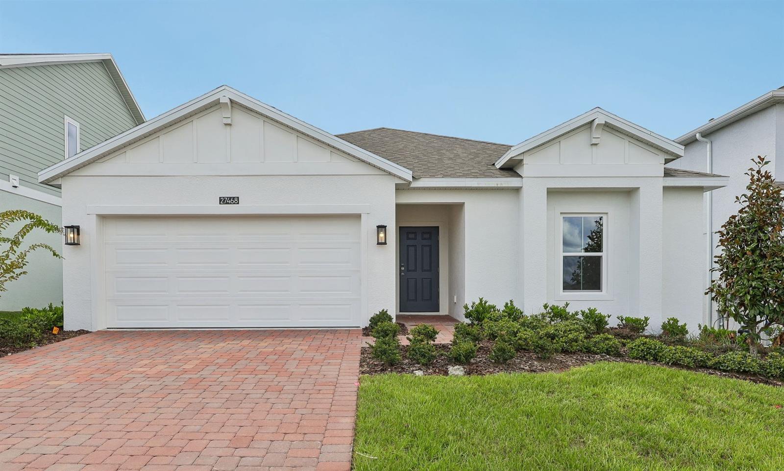 Photo of 27468 BLACK KITE AVENUE HOWEY IN THE HILLS FL 34737