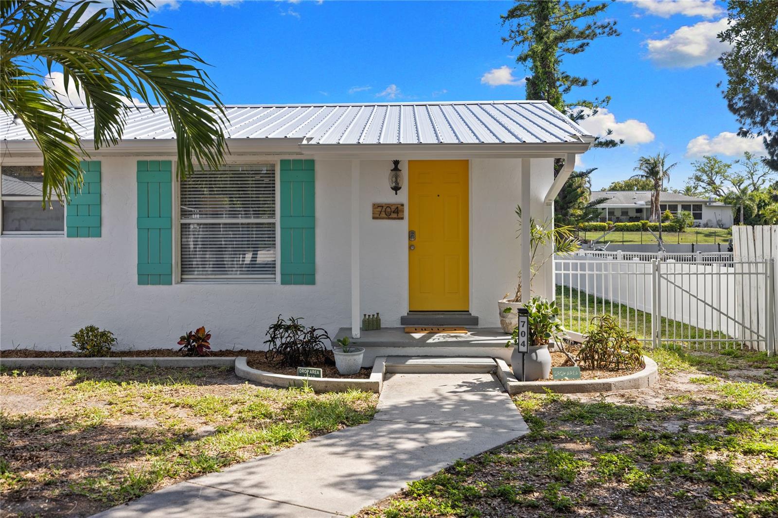 Photo of 704 69TH AVENUE BRADENTON FL 34207