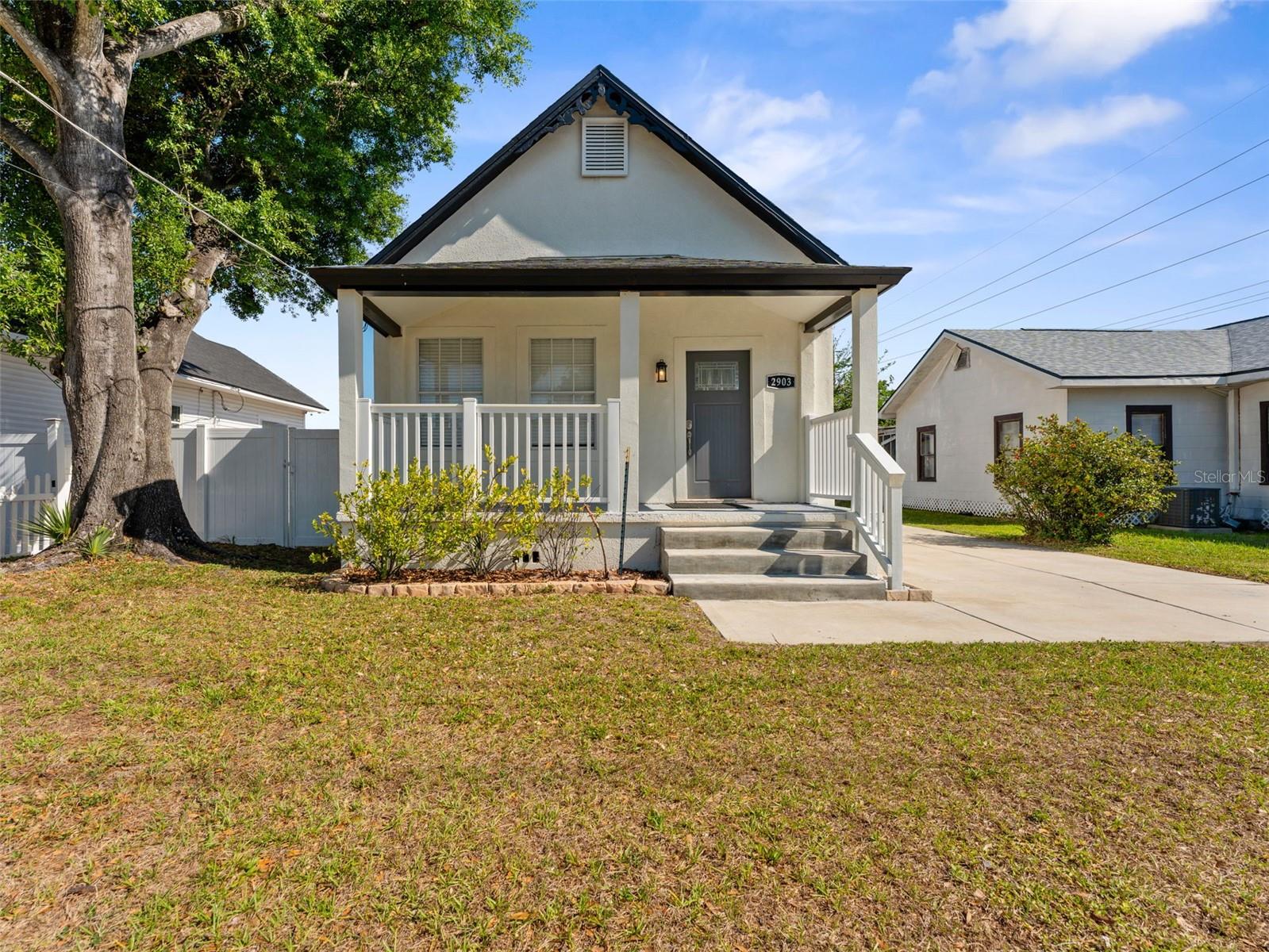 Photo of 2903 W IVY STREET TAMPA FL 33607