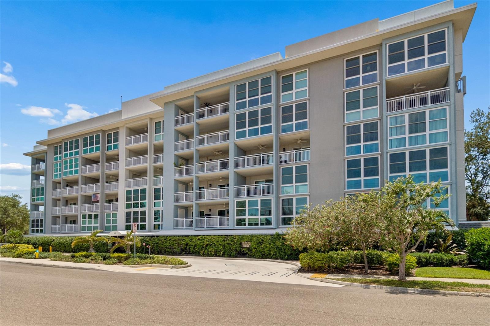 Photo of 160 COLUMBIA DRIVE #206 TAMPA FL 33606