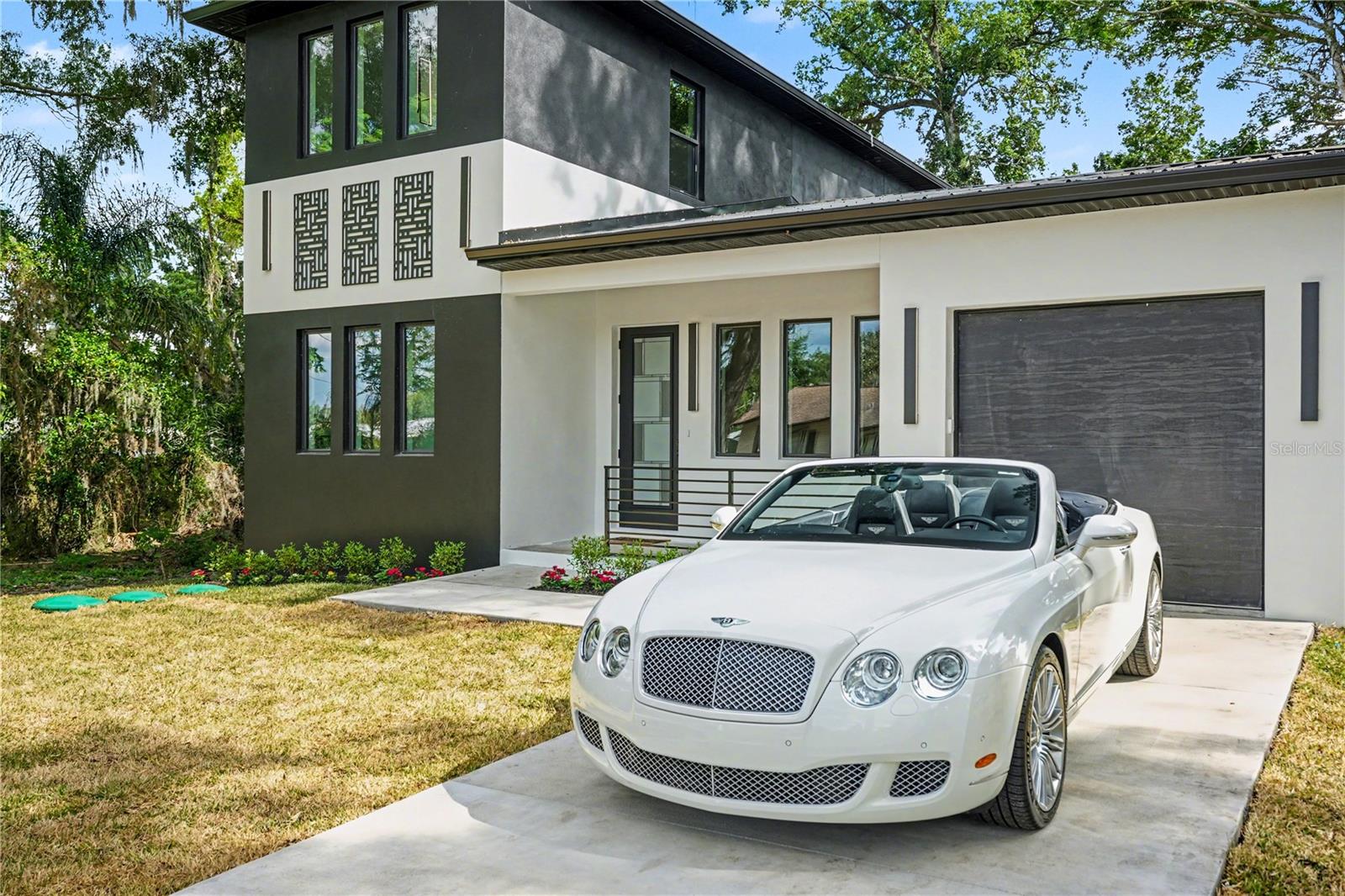 Photo of 105 GARLAND AVENUE SEFFNER FL 33584
