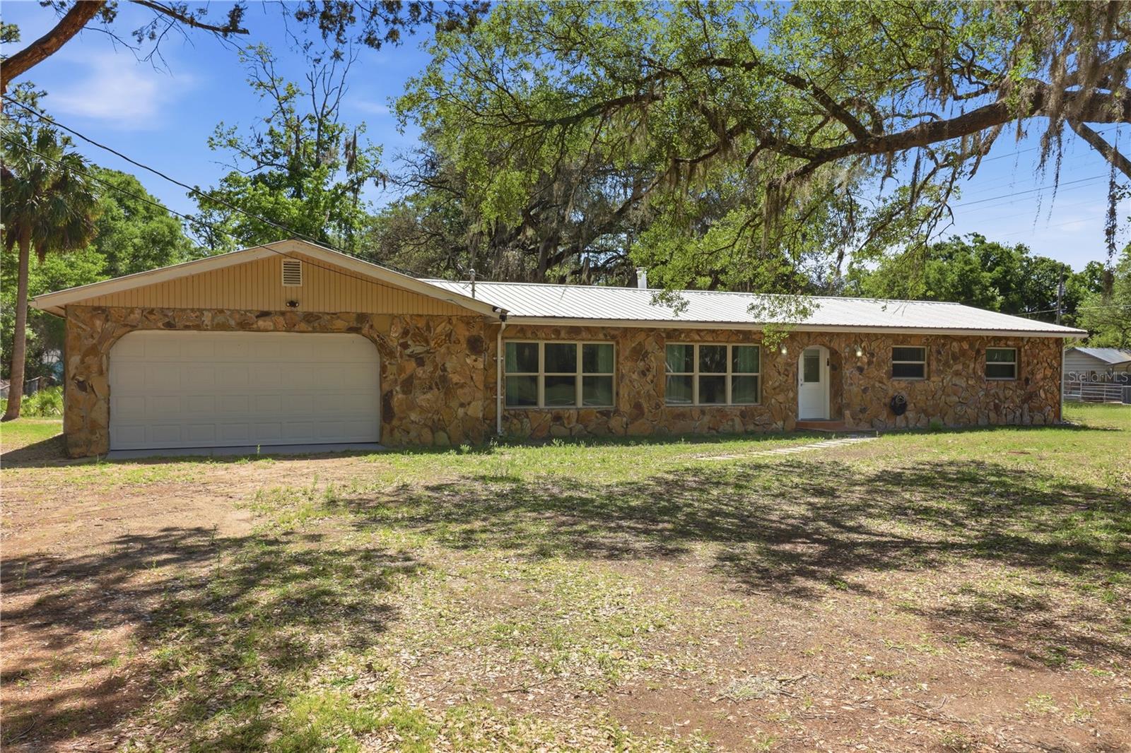 Photo of 67 COVE ROAD INGLIS FL 34449