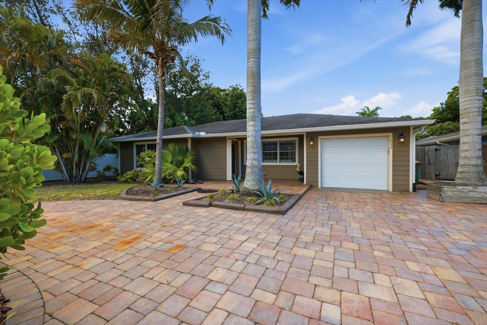Photo of 1894 LOMA LINDA STREET SARASOTA FL 34239