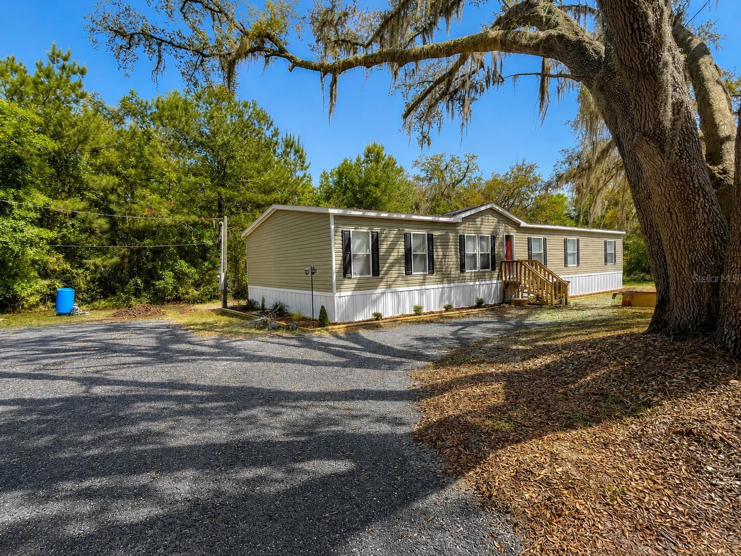 Photo of 276 NW BATTLE HILL LANE LAKE CITY FL 32055