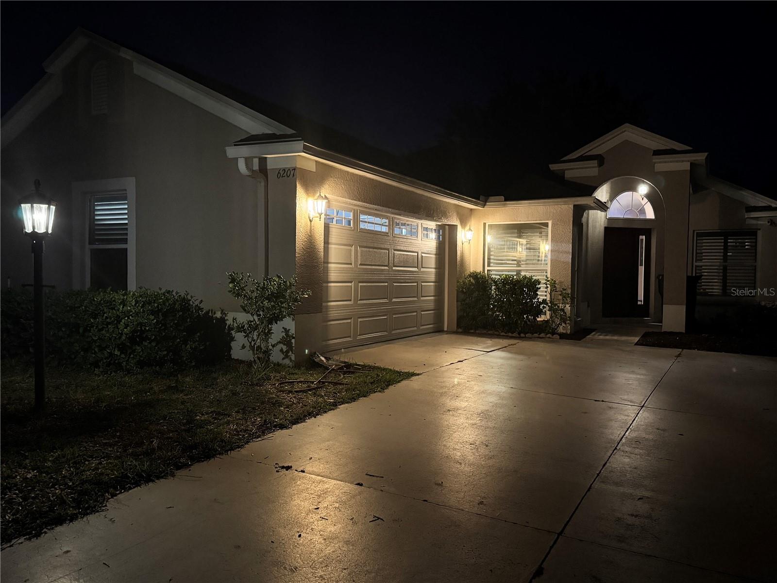 Photo of 6207 TUPELO TRAIL LAKEWOOD RANCH FL 34202