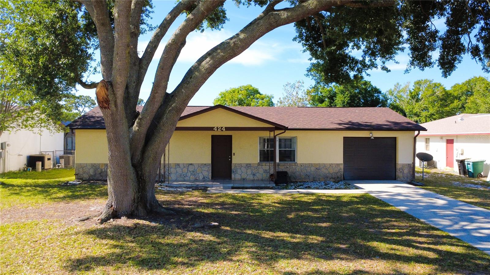 Photo of 424 CART COURT POINCIANA FL 34759