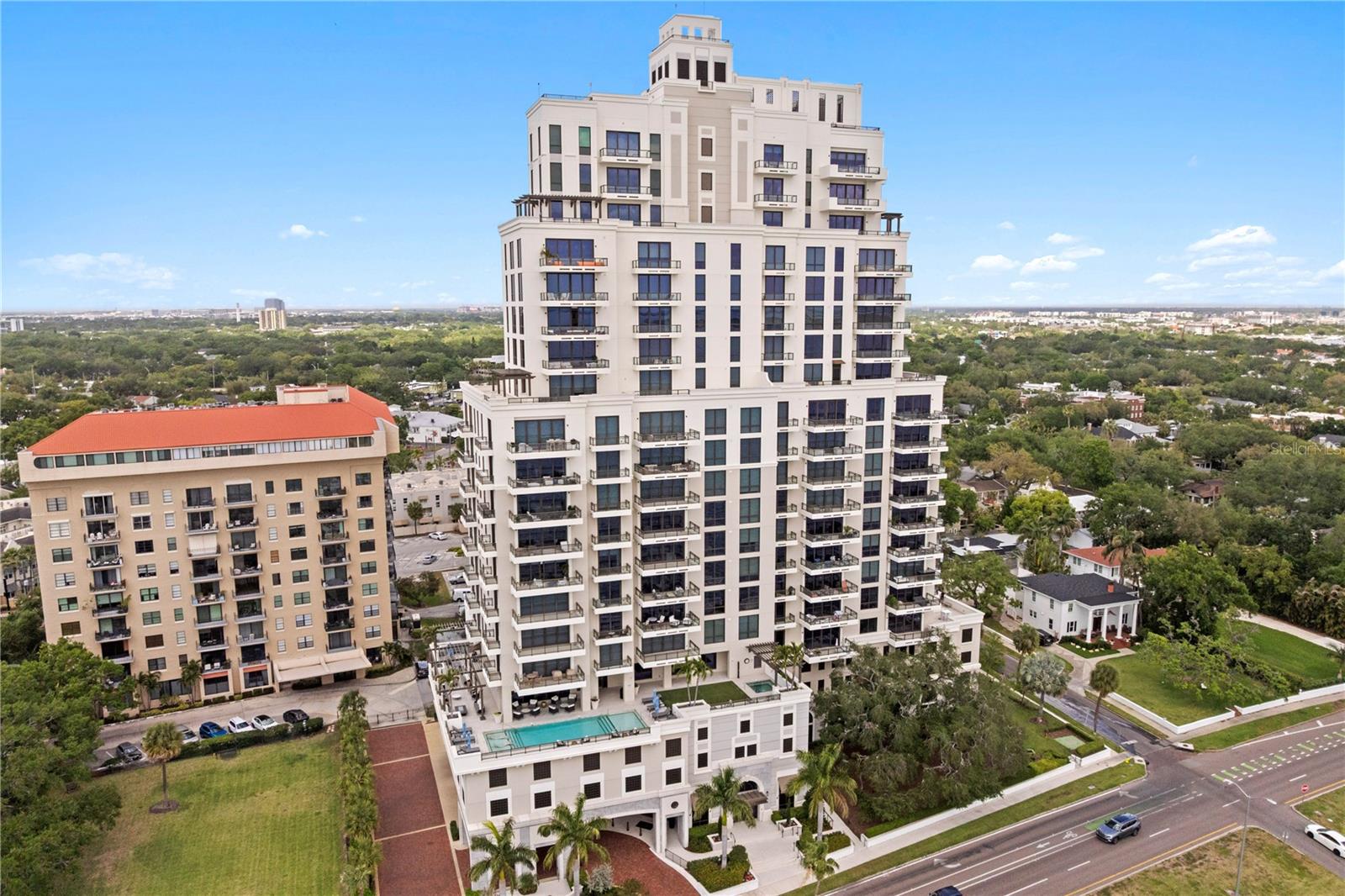 Photo of 2103 BAYSHORE BOULEVARD #504 TAMPA FL 33606