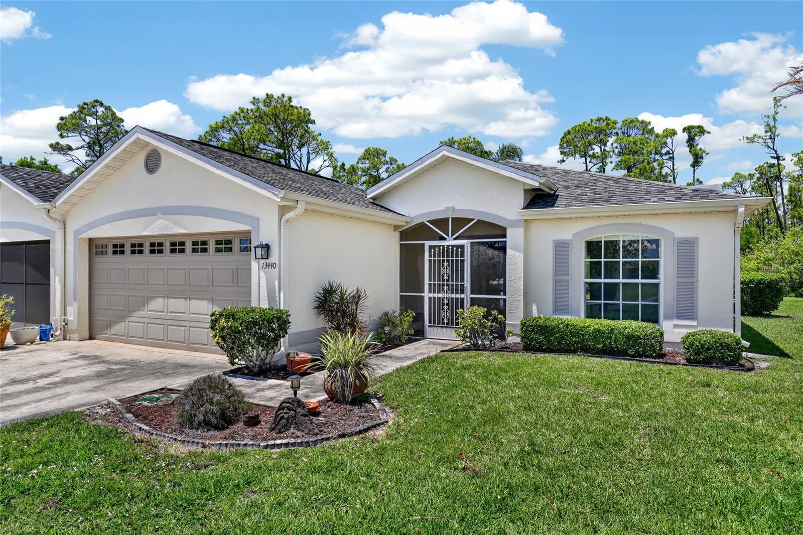 Photo of 13440 SW PEMBROKE CIRCLE LAKE SUZY FL 34269