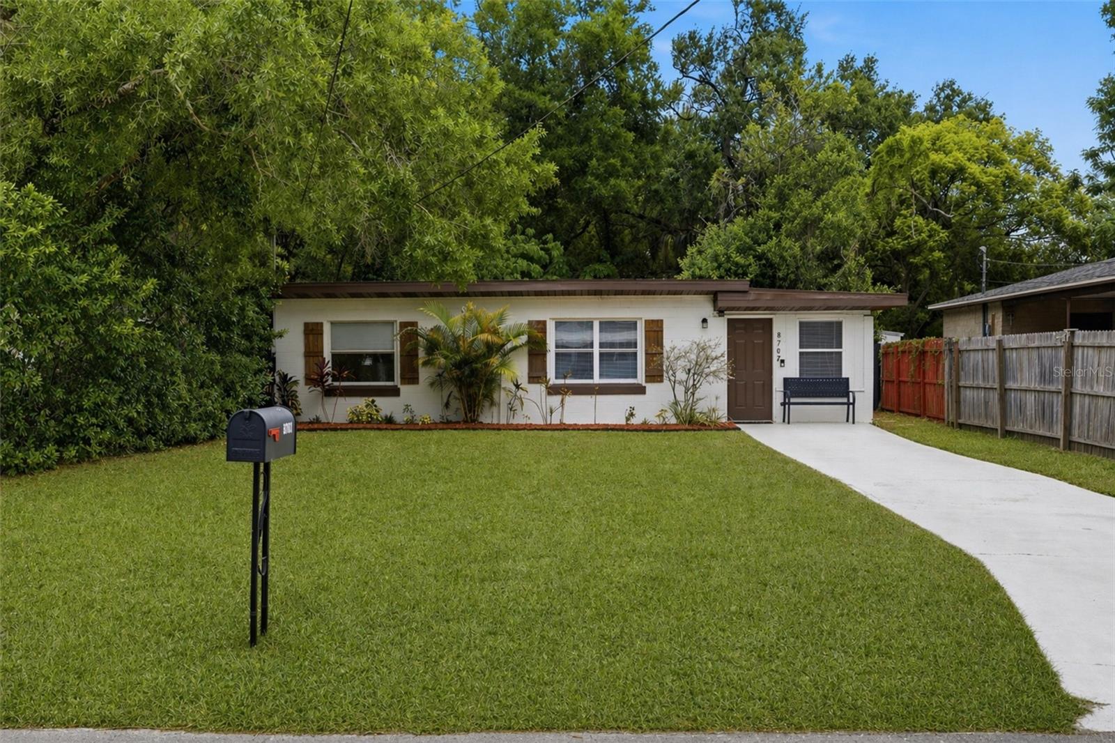 Photo of 8707 N ASHLEY STREET TAMPA FL 33604