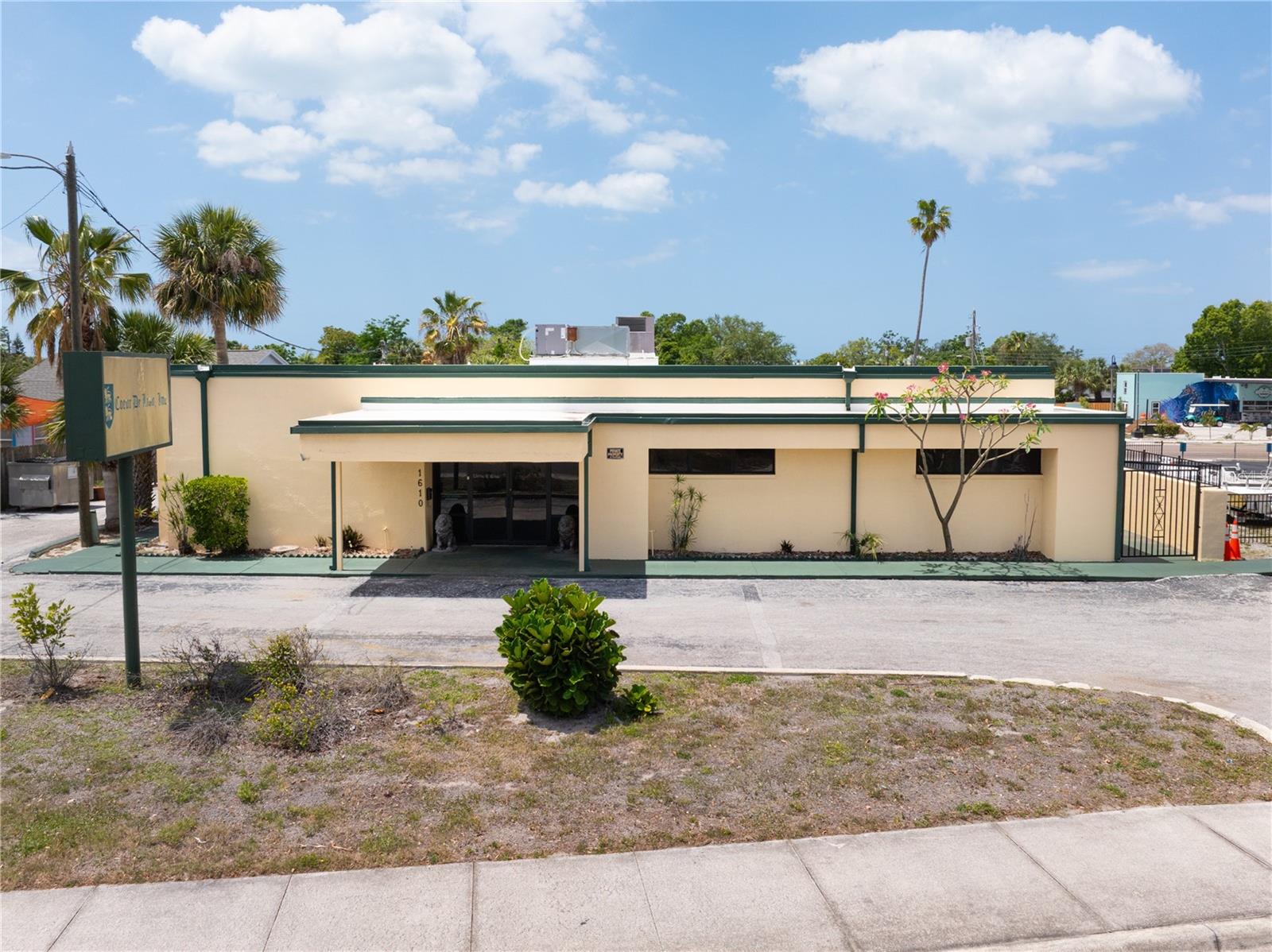 Photo of 1610 N MYRTLE AVENUE CLEARWATER FL 33755