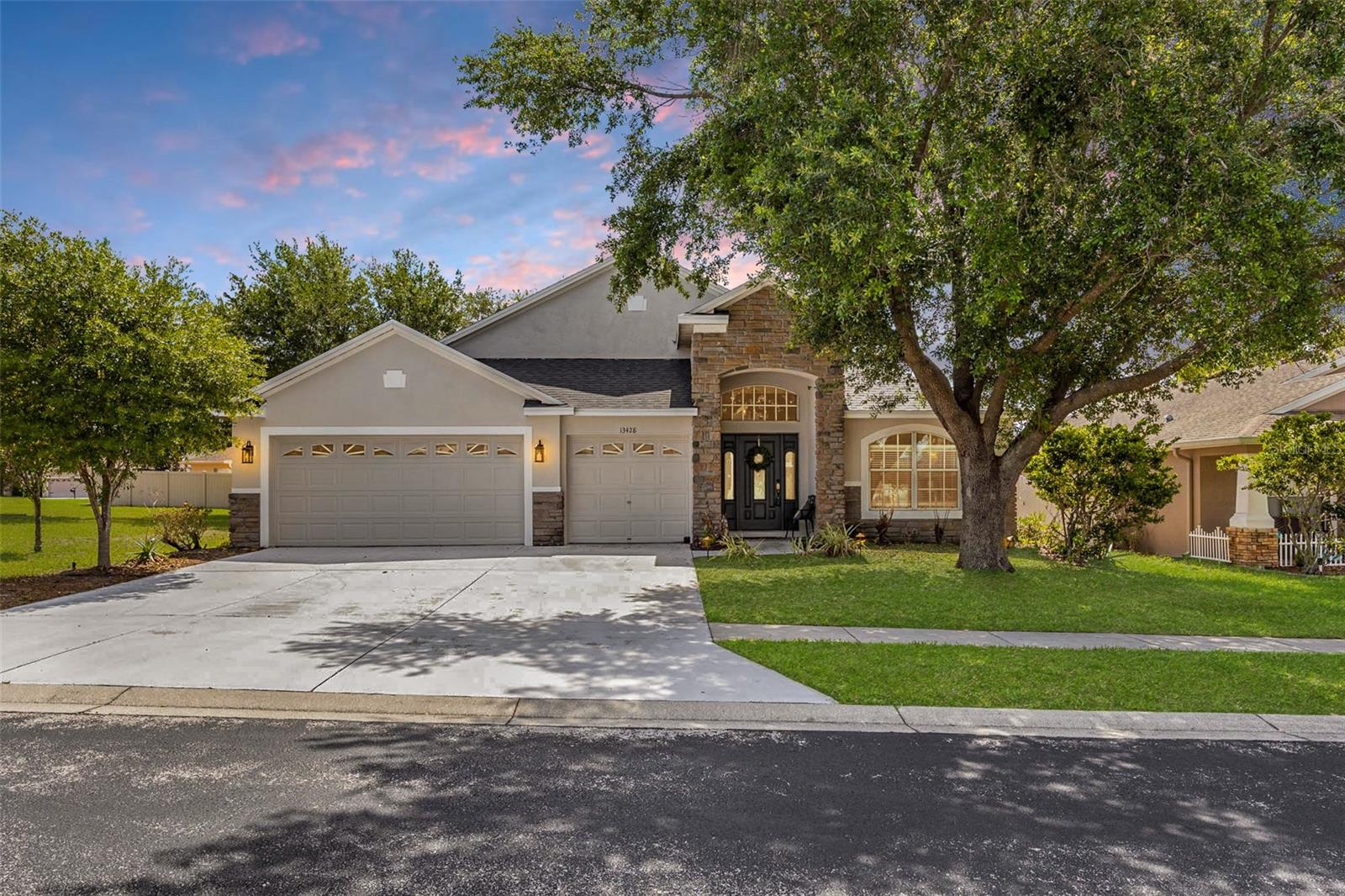 Photo of 13428 MANDALAY PL SPRING HILL FL 34606