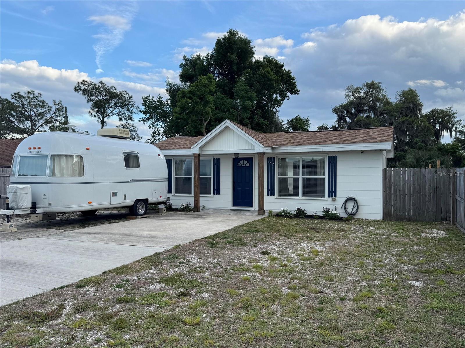 Photo of 135 CARROLL STREET CLERMONT FL 34711