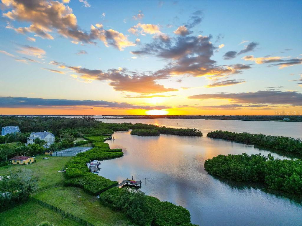 Photo of 6511 BAYSHORE ROAD PALMETTO FL 34221