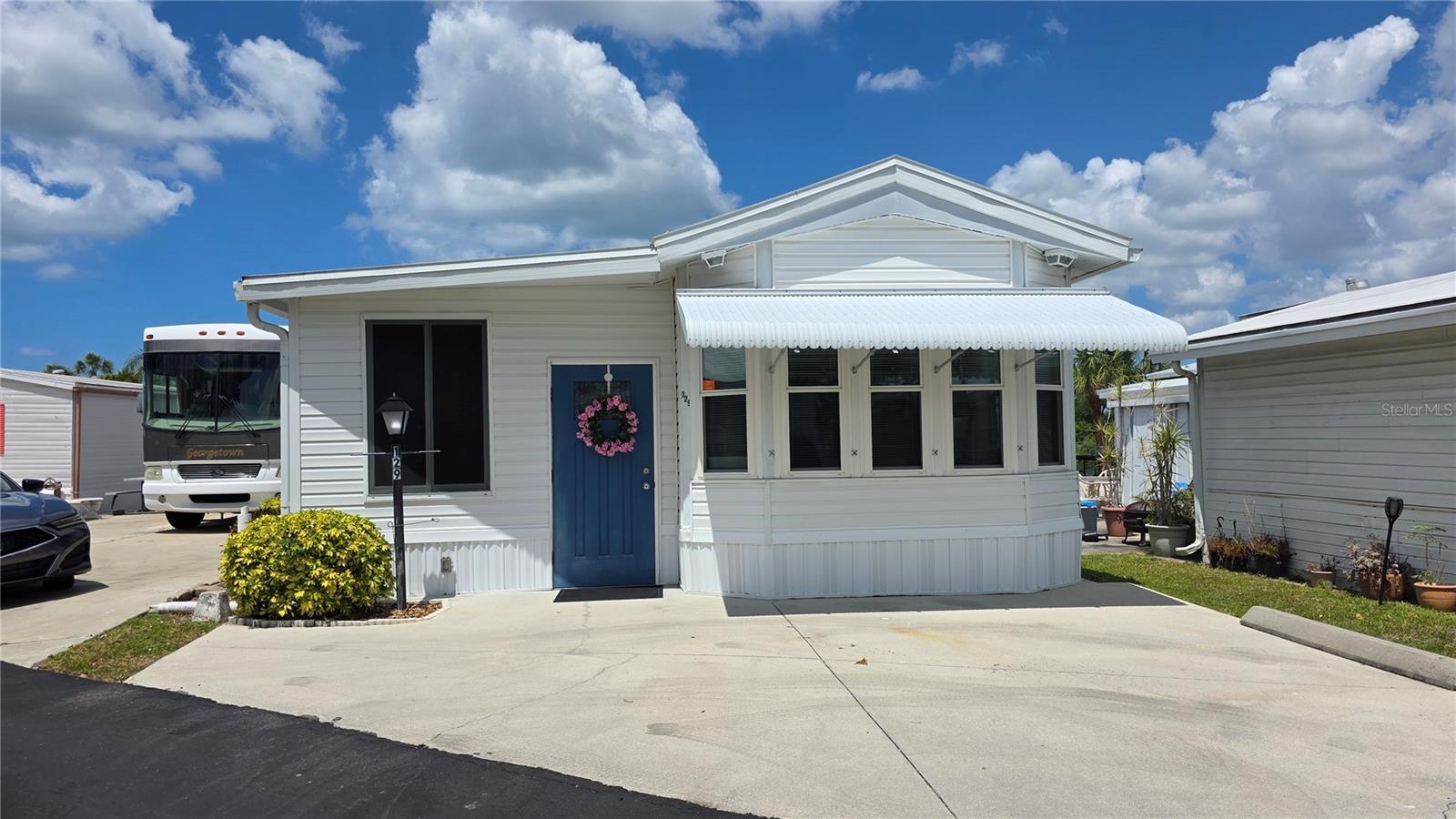 Photo of 1674 UNIVERSITY PKWY LOT 129 SARASOTA FL 34243