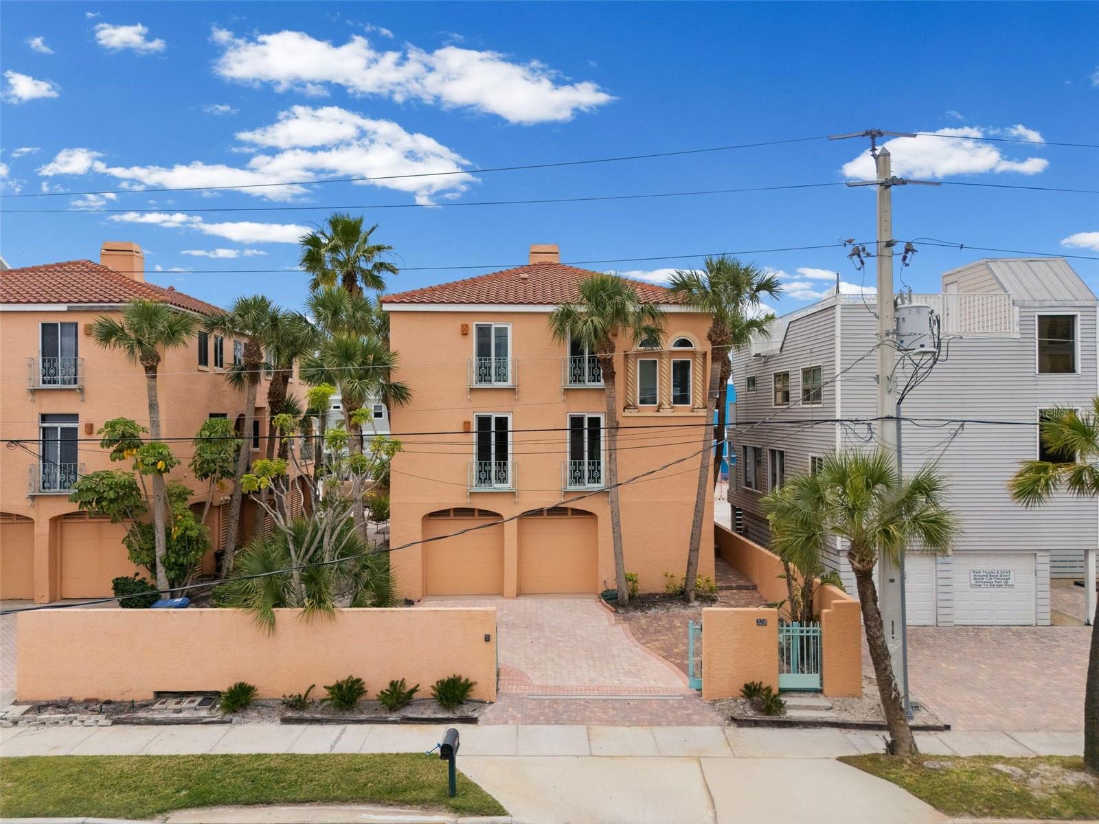 Photo of 306 BEACH ROAD #306 SARASOTA FL 34242