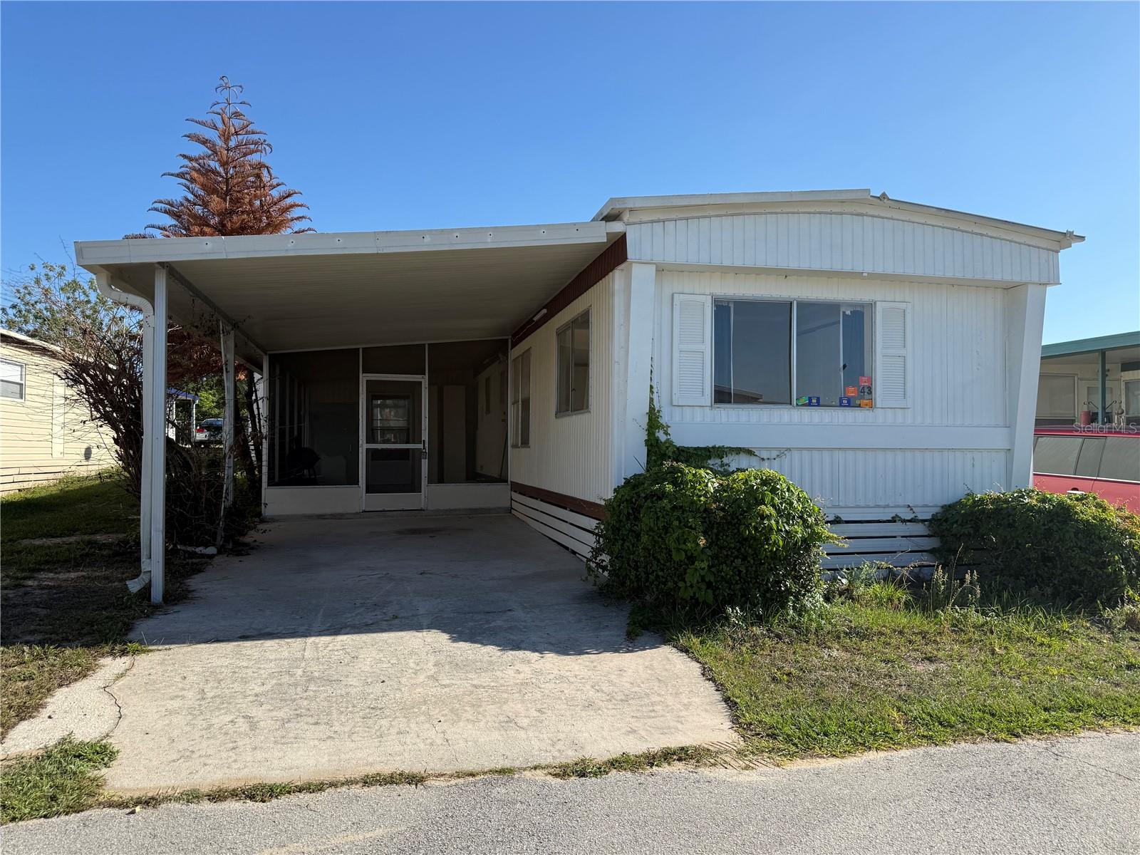 Photo of 17730 US HWY 27 #43 CLERMONT FL 34715