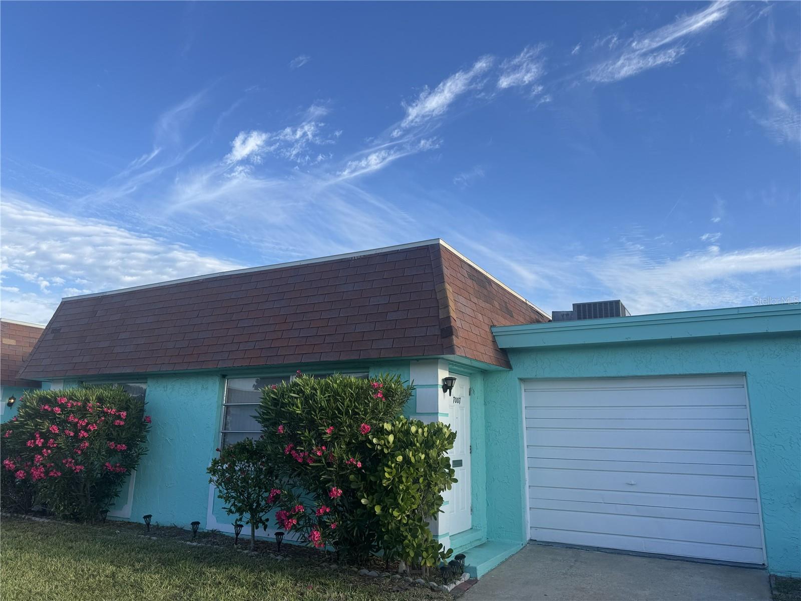 Photo of 7007 VERSAILLES #n/a PINELLAS PARK FL 33781