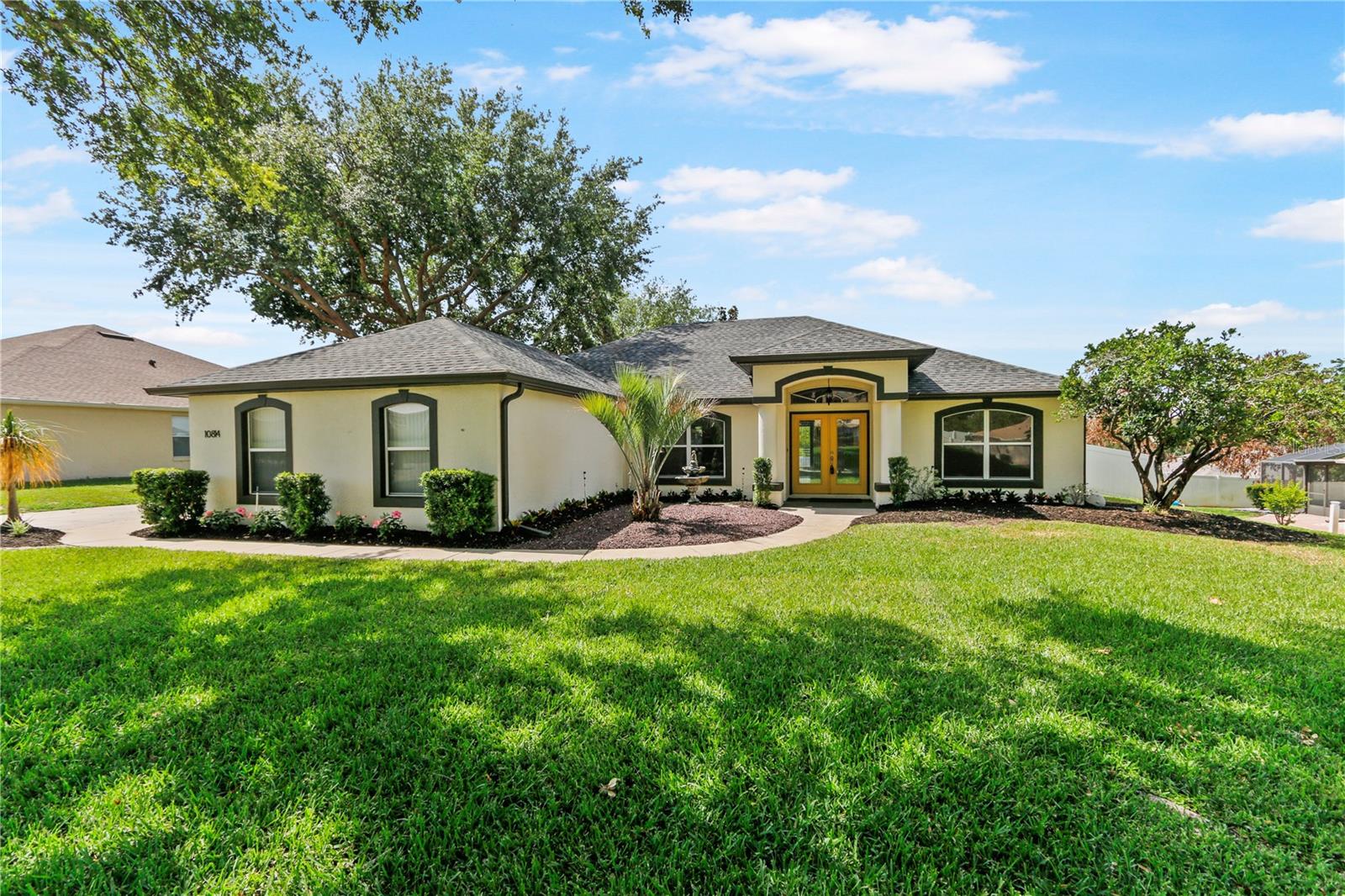 Photo of 10814 VINEYARD COURT CLERMONT FL 34711