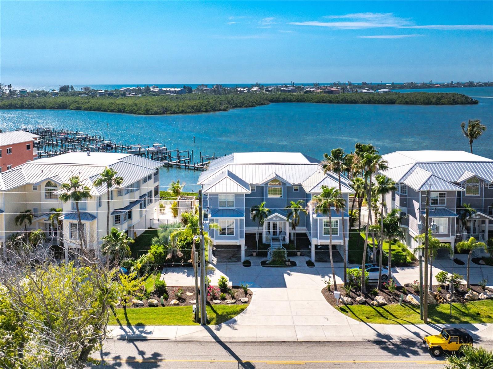 Photo of 1390 BEACH ROAD #1 ENGLEWOOD FL 34223