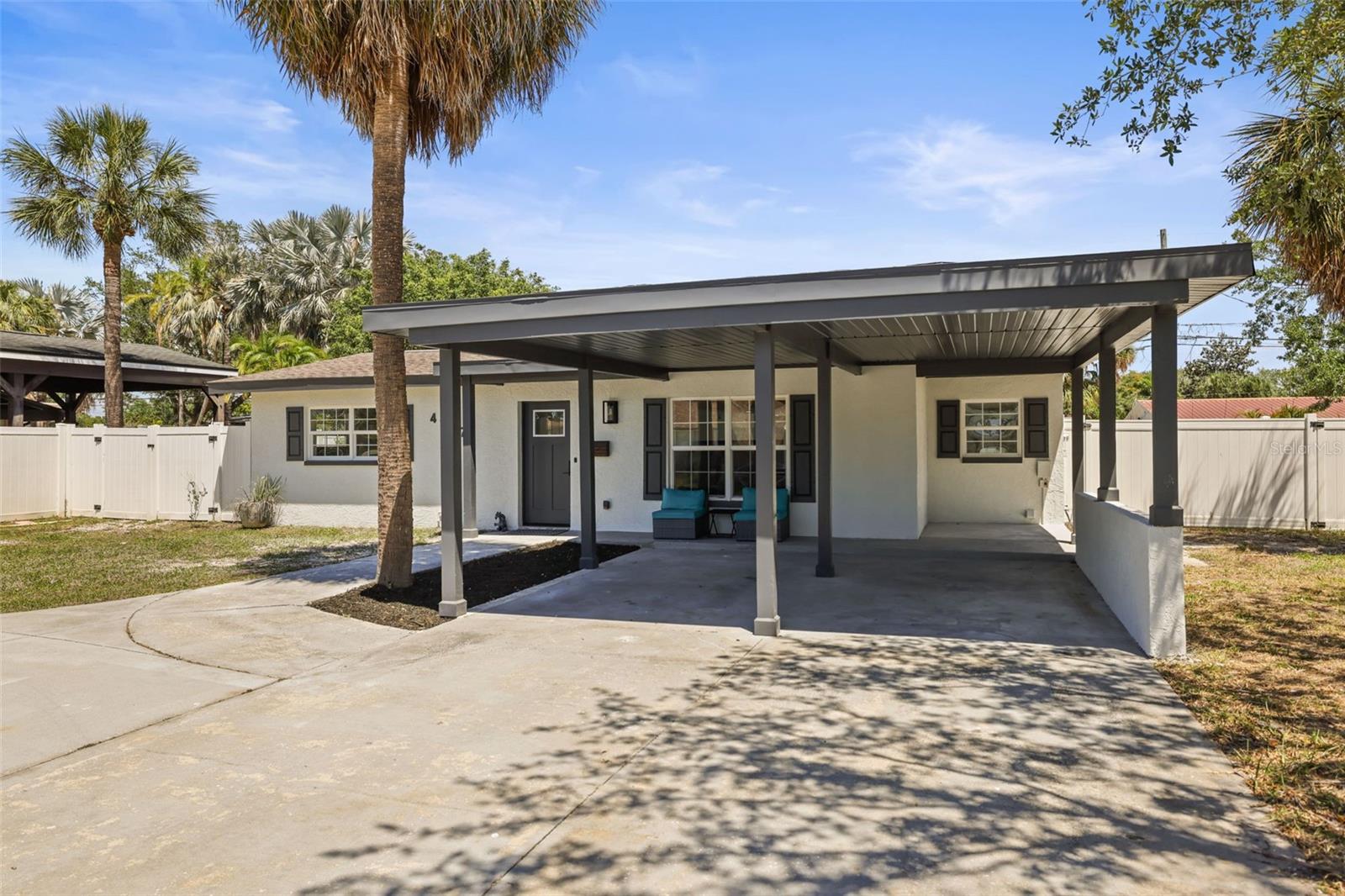 Photo of 4327 HUNTINGTON STREET ST PETERSBURG FL 33703