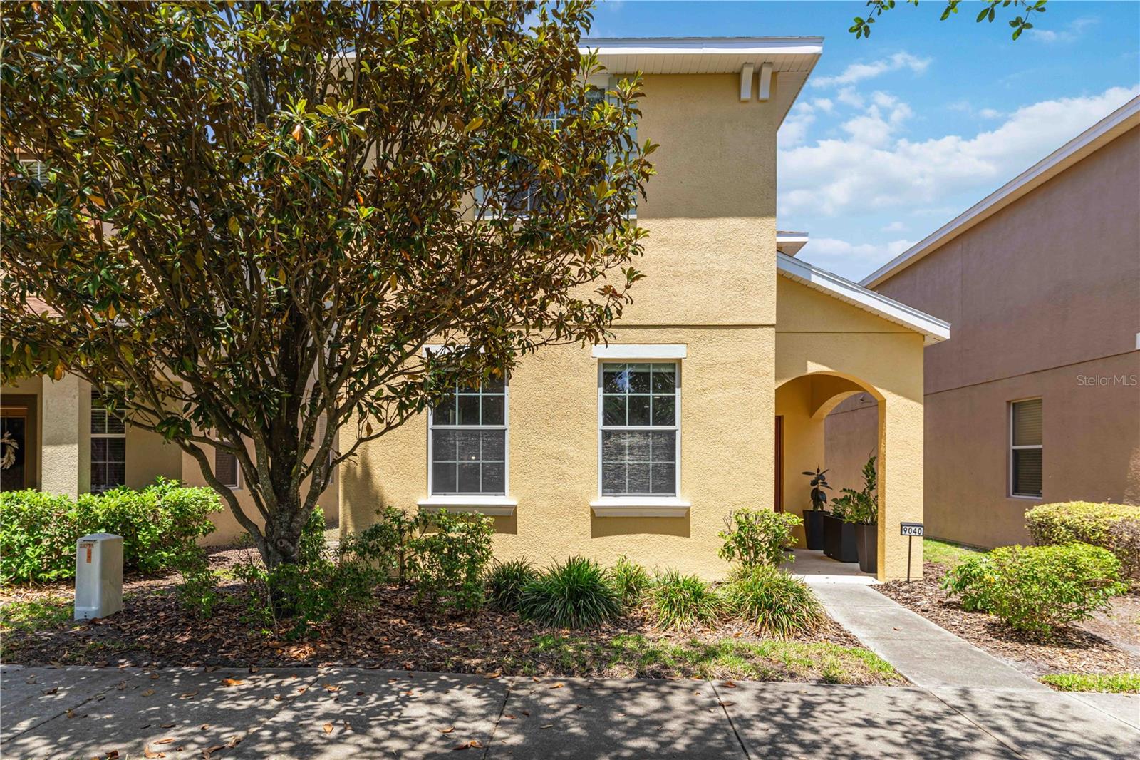 Photo of 9040 ASPEN HOLLOW PLACE RIVERVIEW FL 33578