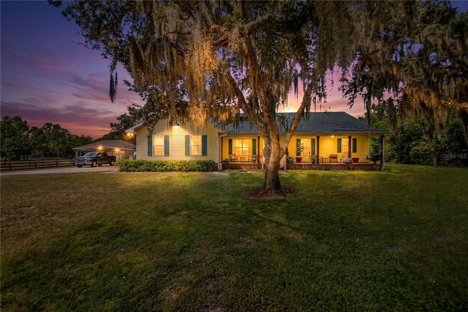 Photo of 23 OAKWOOD RD WINTER HAVEN FL 33880