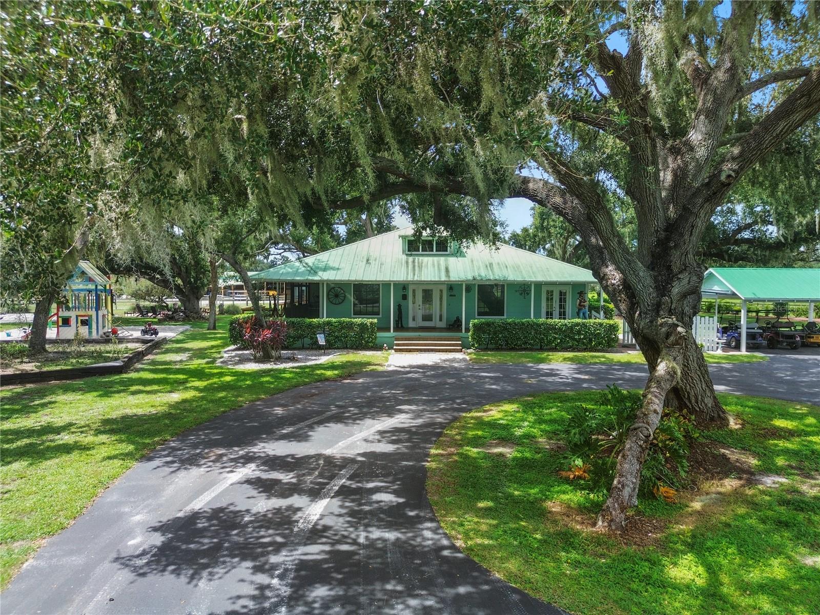Photo of 5925 SPENCER PARRISH ROAD PARRISH FL 34219