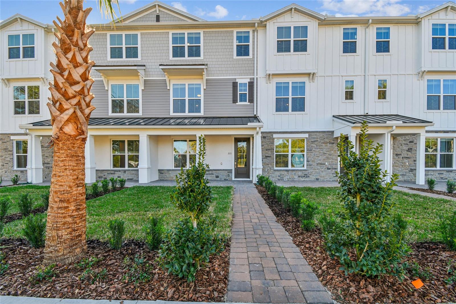 Photo of 221 PASQUALA #18 OVIEDO FL 32765