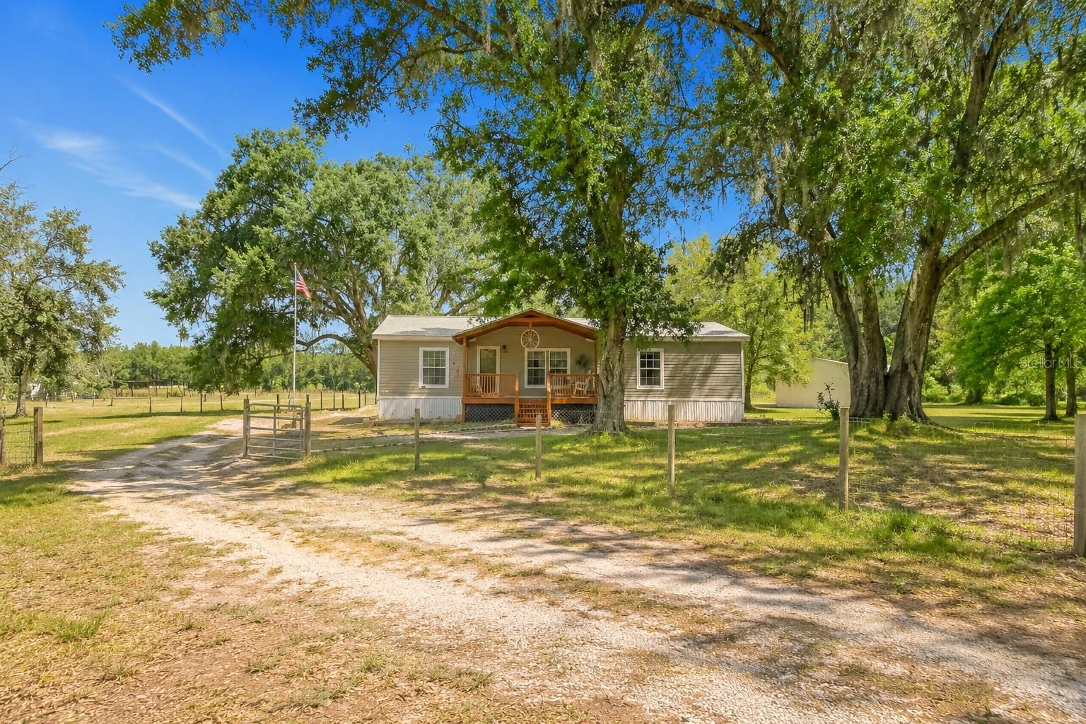 Photo of 40949 JERRY ROAD ZEPHYRHILLS FL 33540