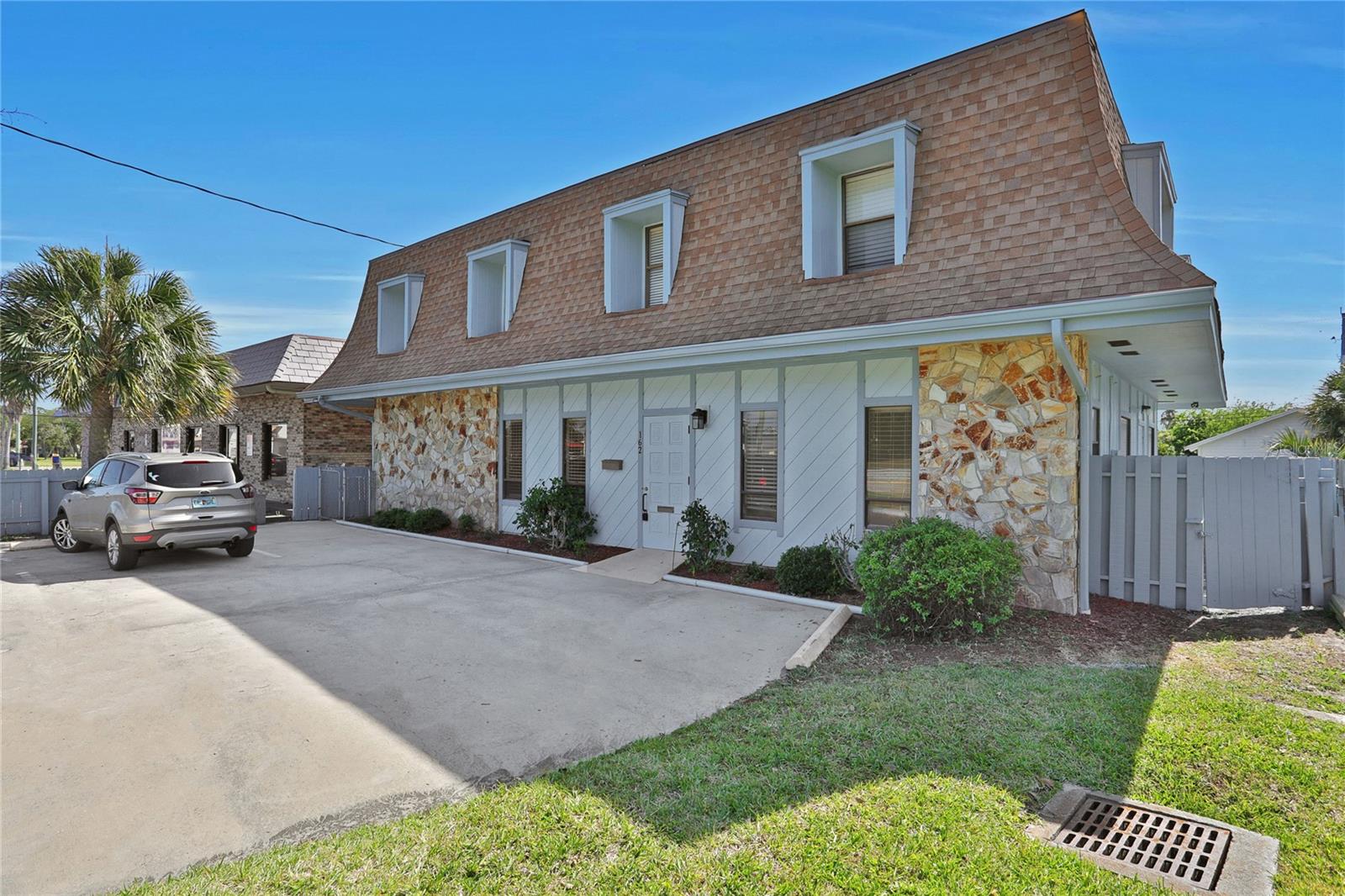 Photo of 162 S PENINSULA DRIVE DAYTONA BEACH FL 32118