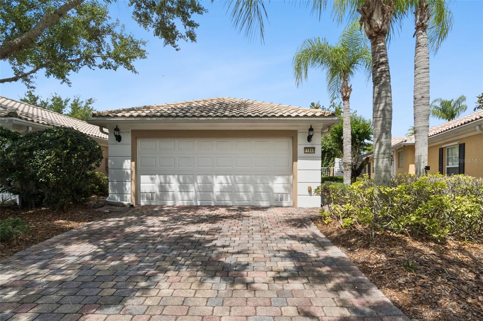 Photo of 11844 ASTILBE DRIVE ORLANDO FL 32827