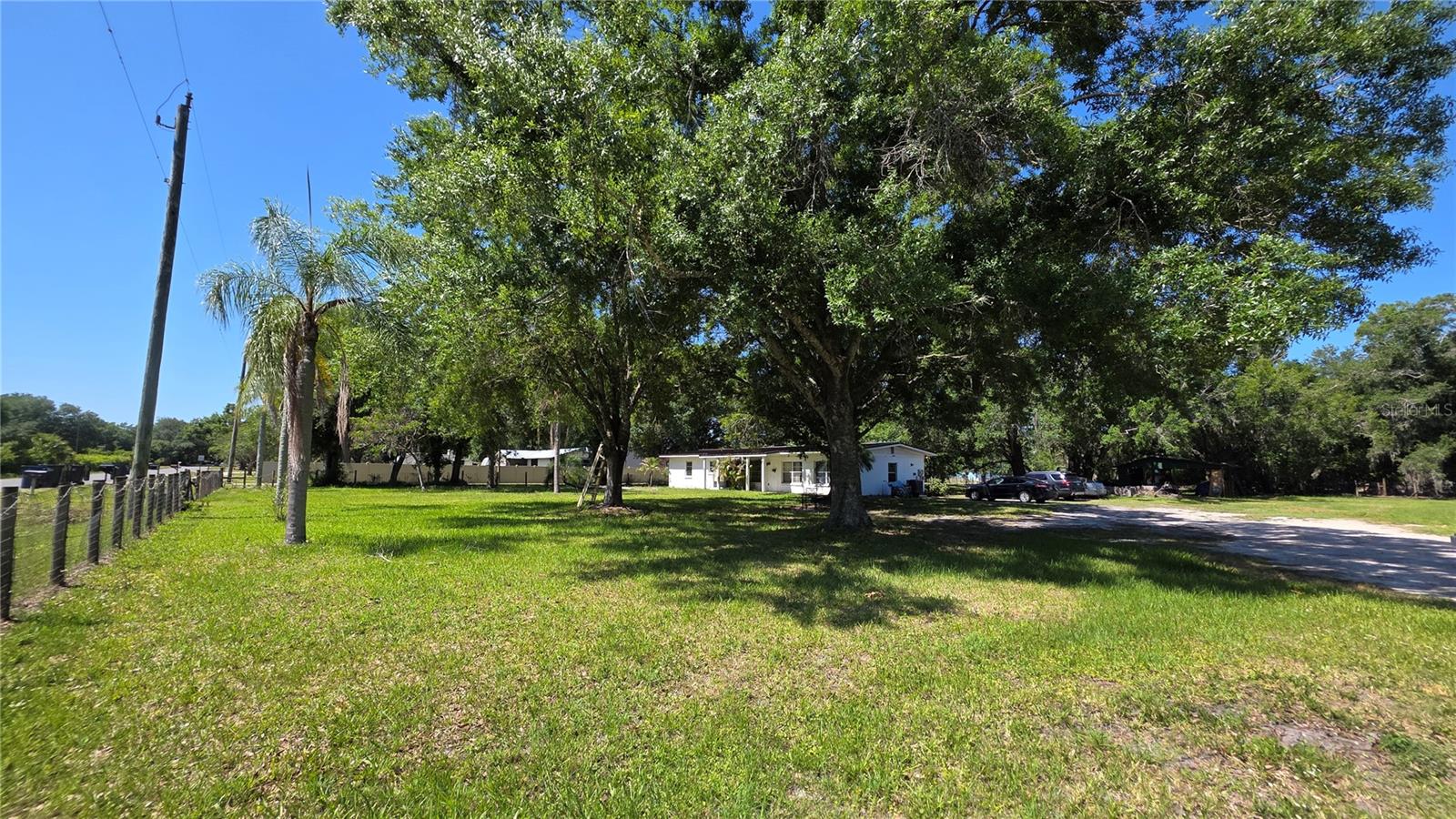 Photo of 1808 ZIPPERER ROAD BRADENTON FL 34212