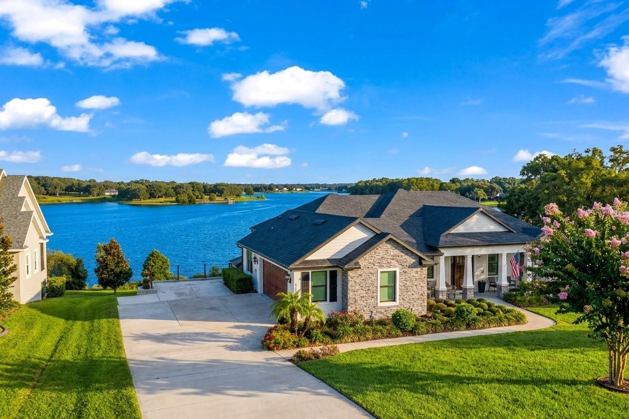 Photo of 36751 BARRINGTON DRIVE EUSTIS FL 32736