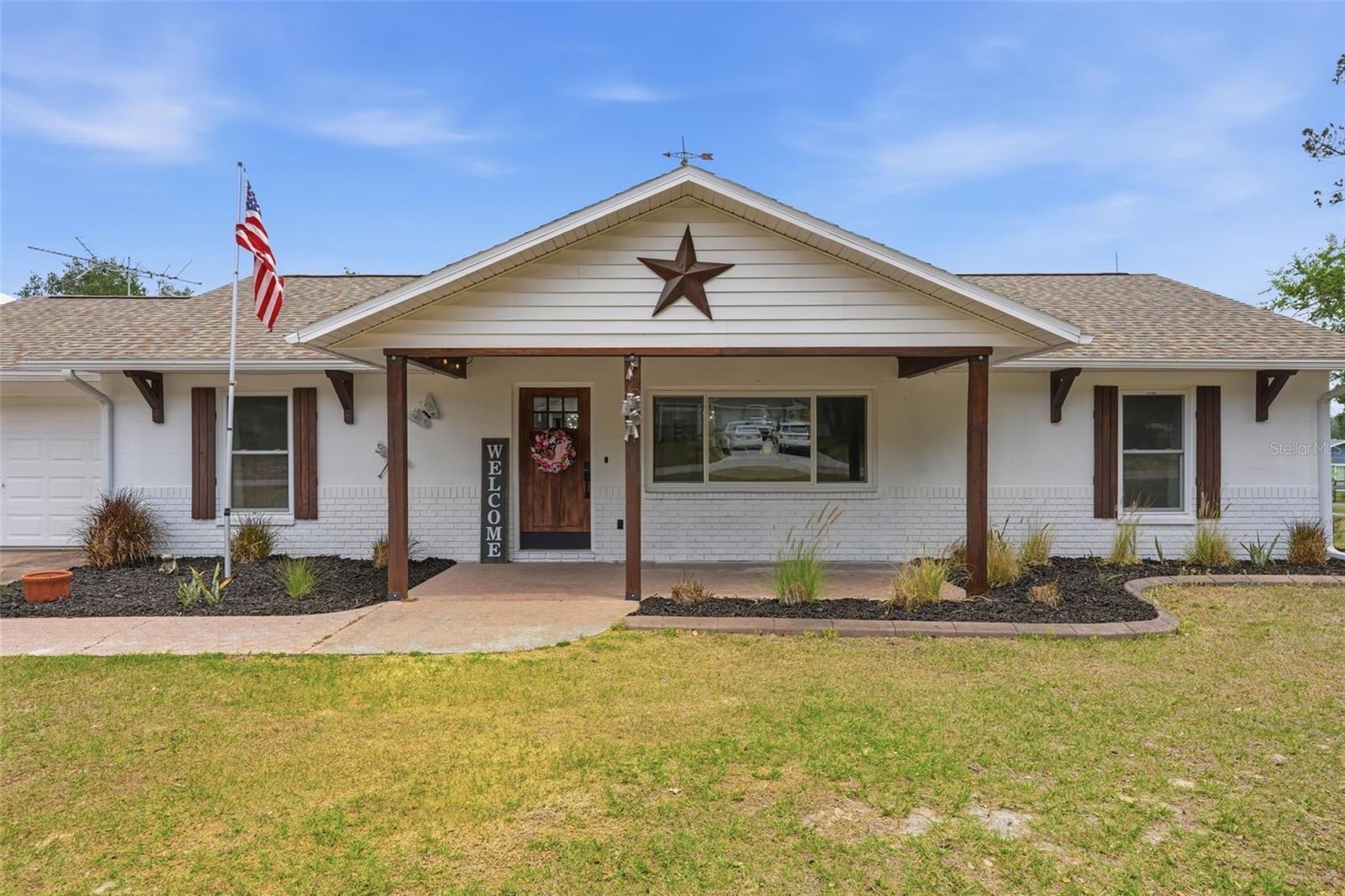 Photo of 39825 SUNBURST DRIVE DADE CITY FL 33525