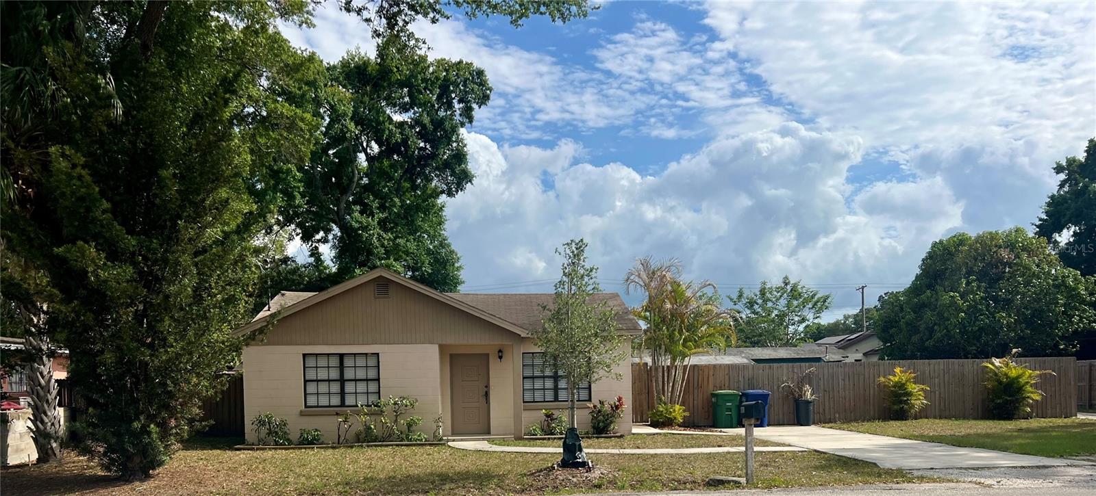 Photo of 3110 W IVY STREET TAMPA FL 33607