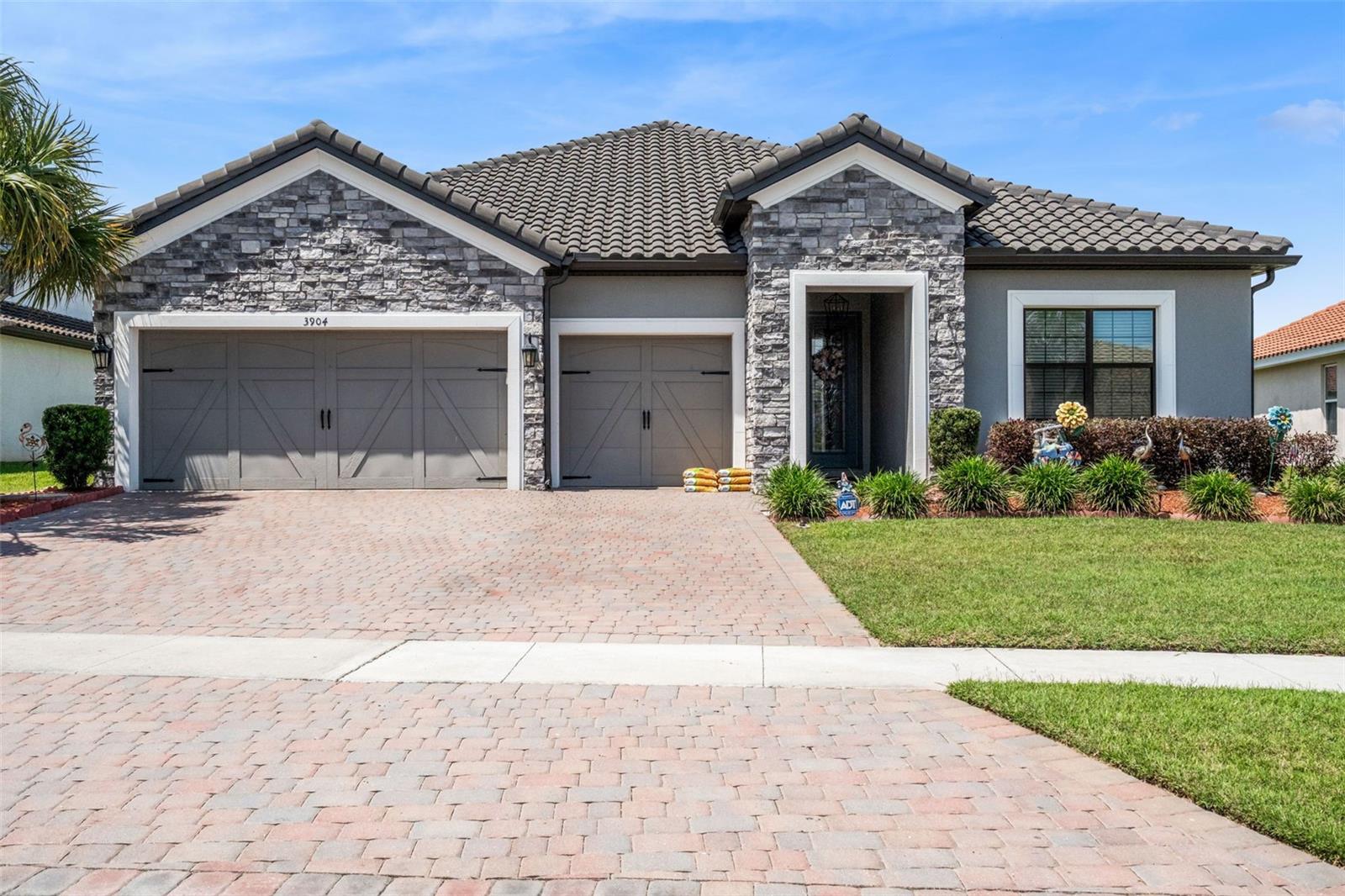 Photo of 3904 REDFIN PLACE KISSIMMEE FL 34746