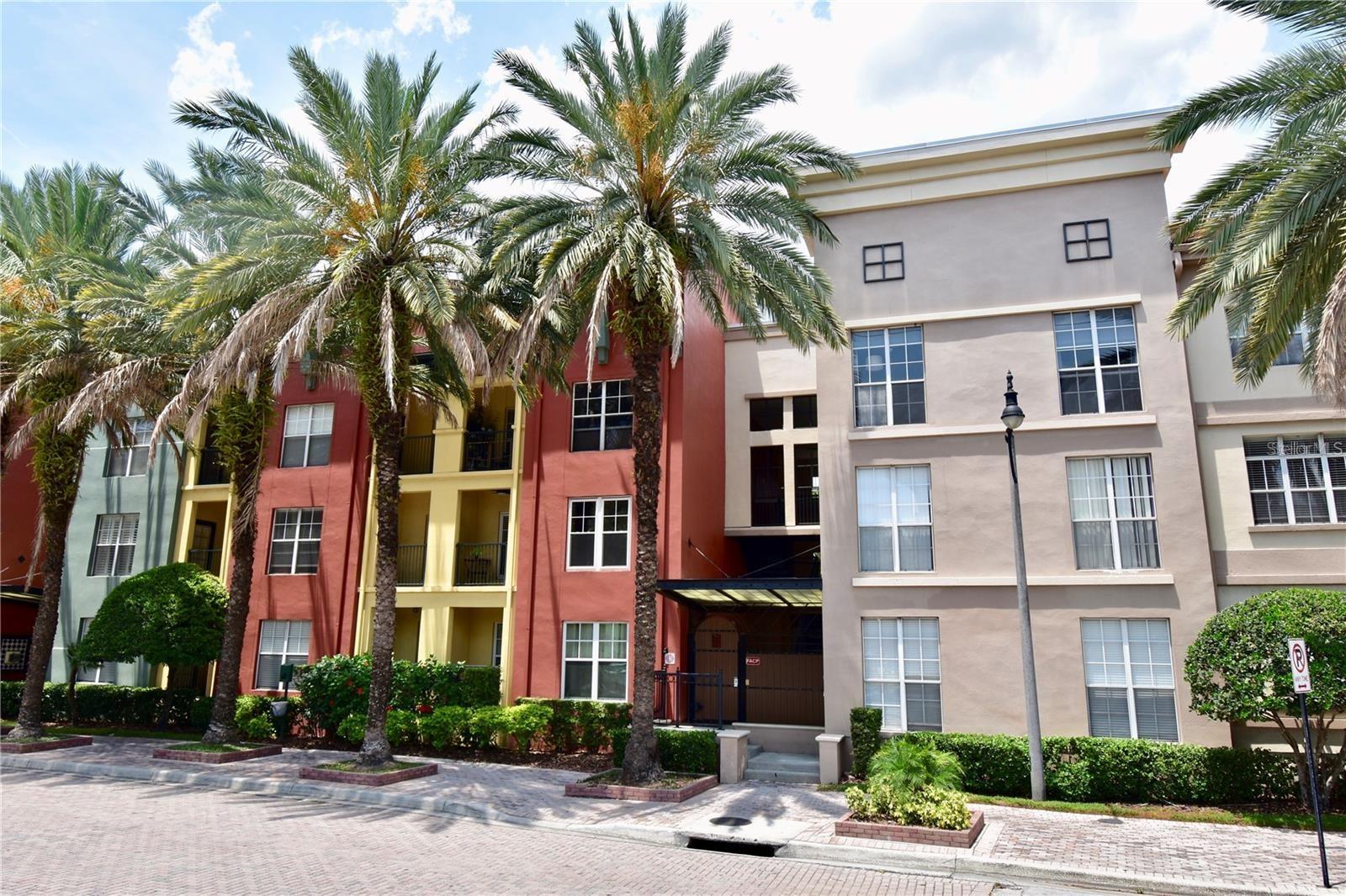 Photo of 2402 W AZEELE STREET #417 TAMPA FL 33609