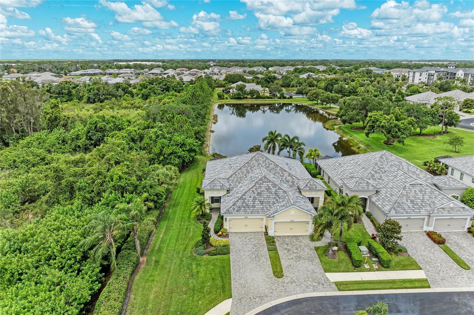 Photo of 1936 ORANGE LAKE COVE BRADENTON FL 34211